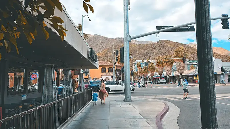 Ellie and Alice heading to Thai Smile Palm Springs for brunch